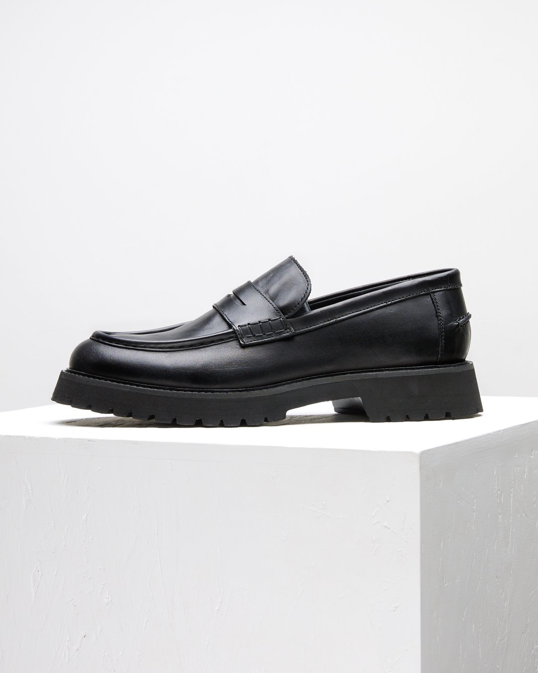 Черные лоферы из натуральной кожи - Image 1 of 5