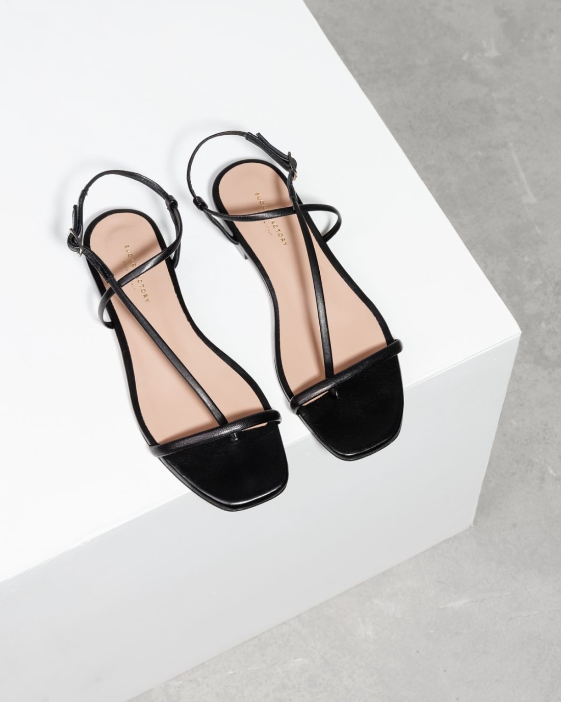 Черные кожаные босоножки - Image 2 of 6