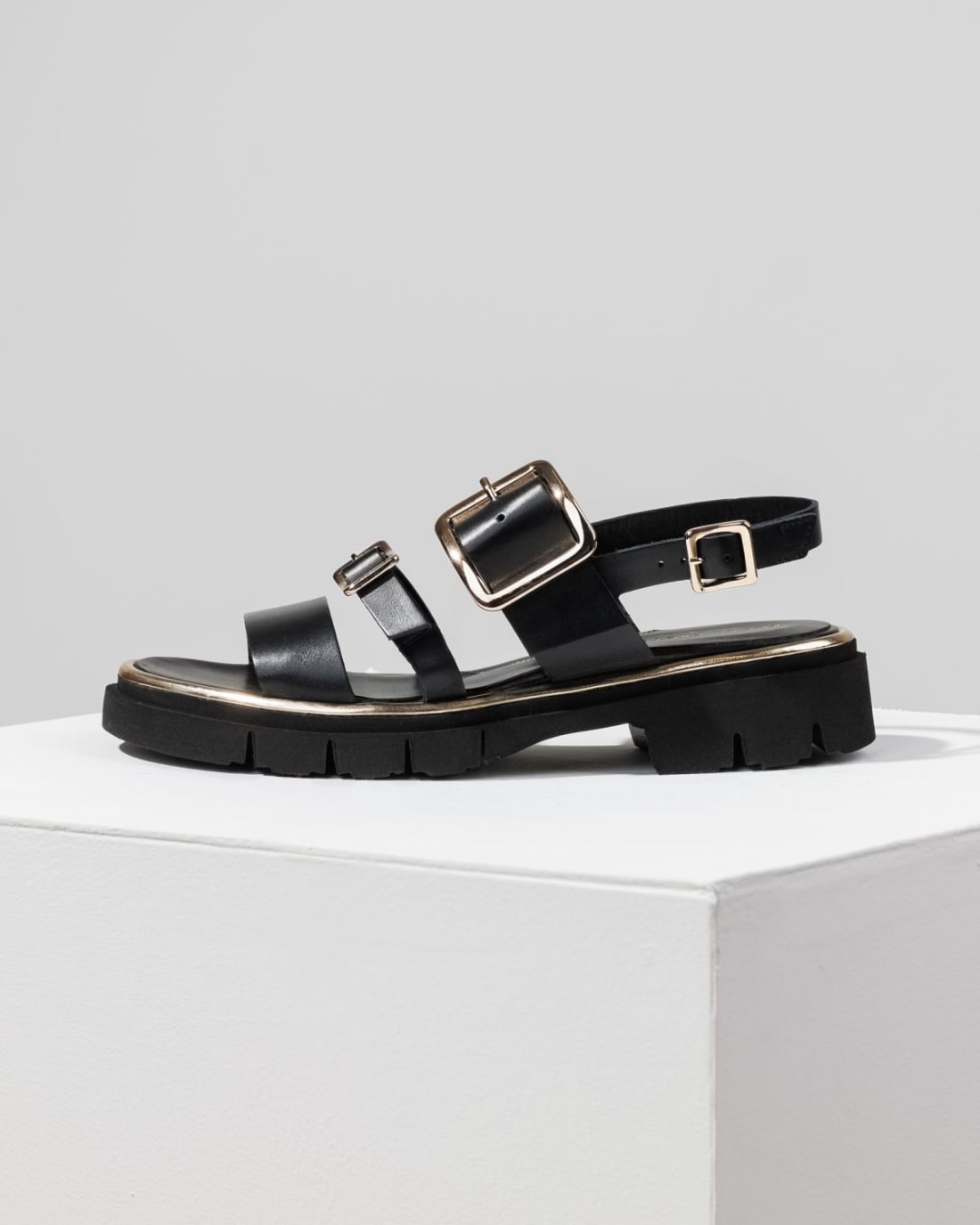 Черные кожаные сандалии - Image 1 of 6