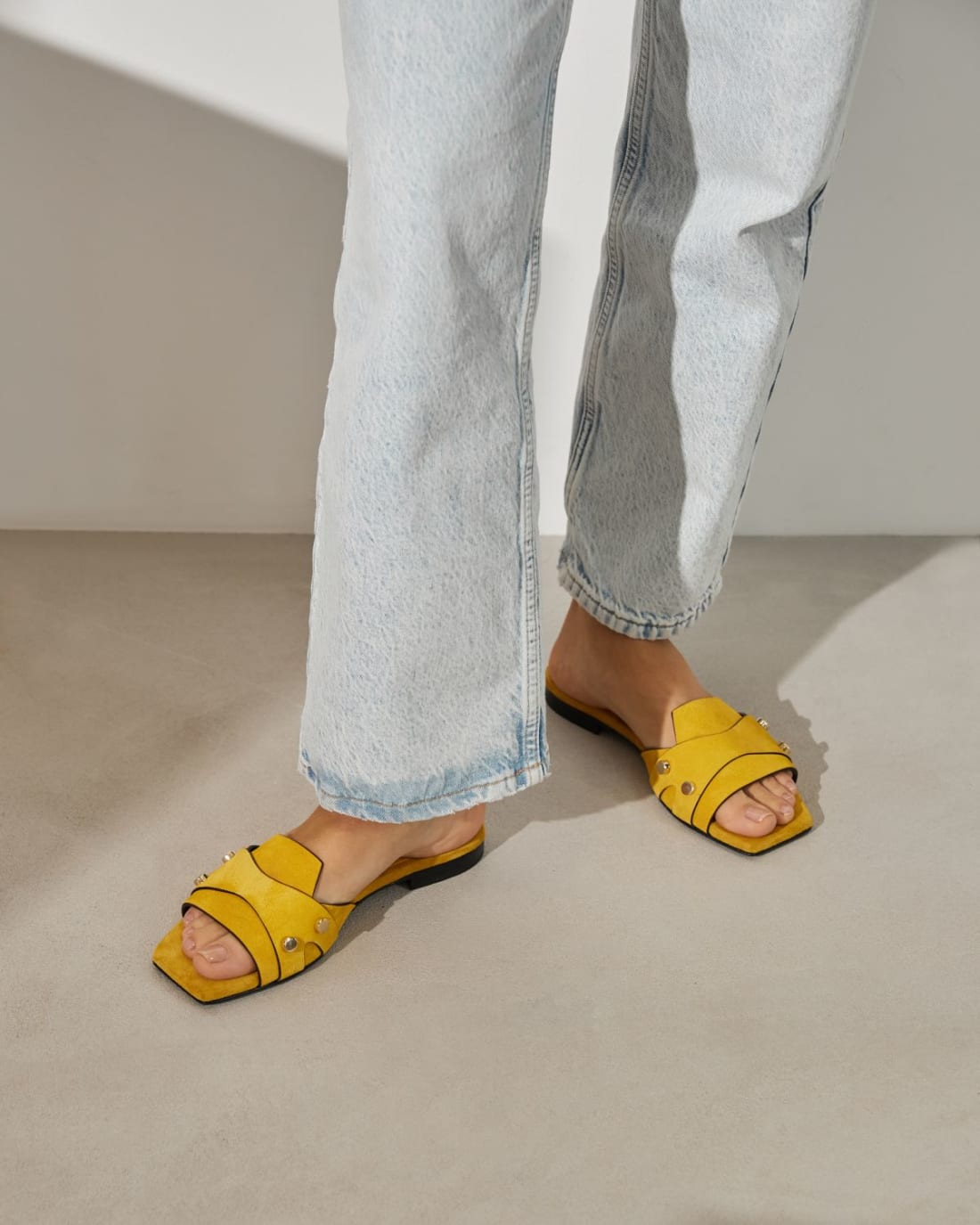 Желтые замшевые пантолеты - Image 6 of 7