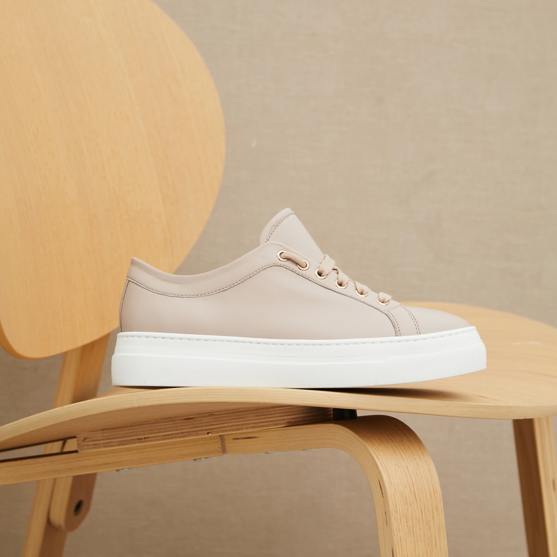 Серо-розовые кожаные кеды - Image 1 of 5