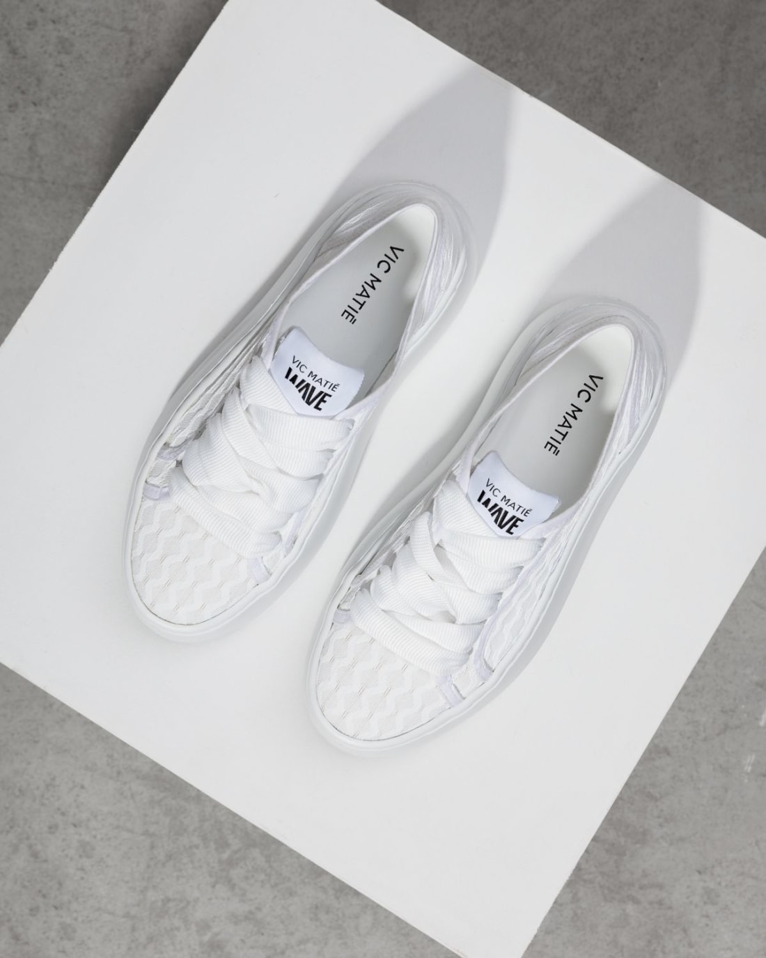 Белые текстильные кеды - Image 2 of 4