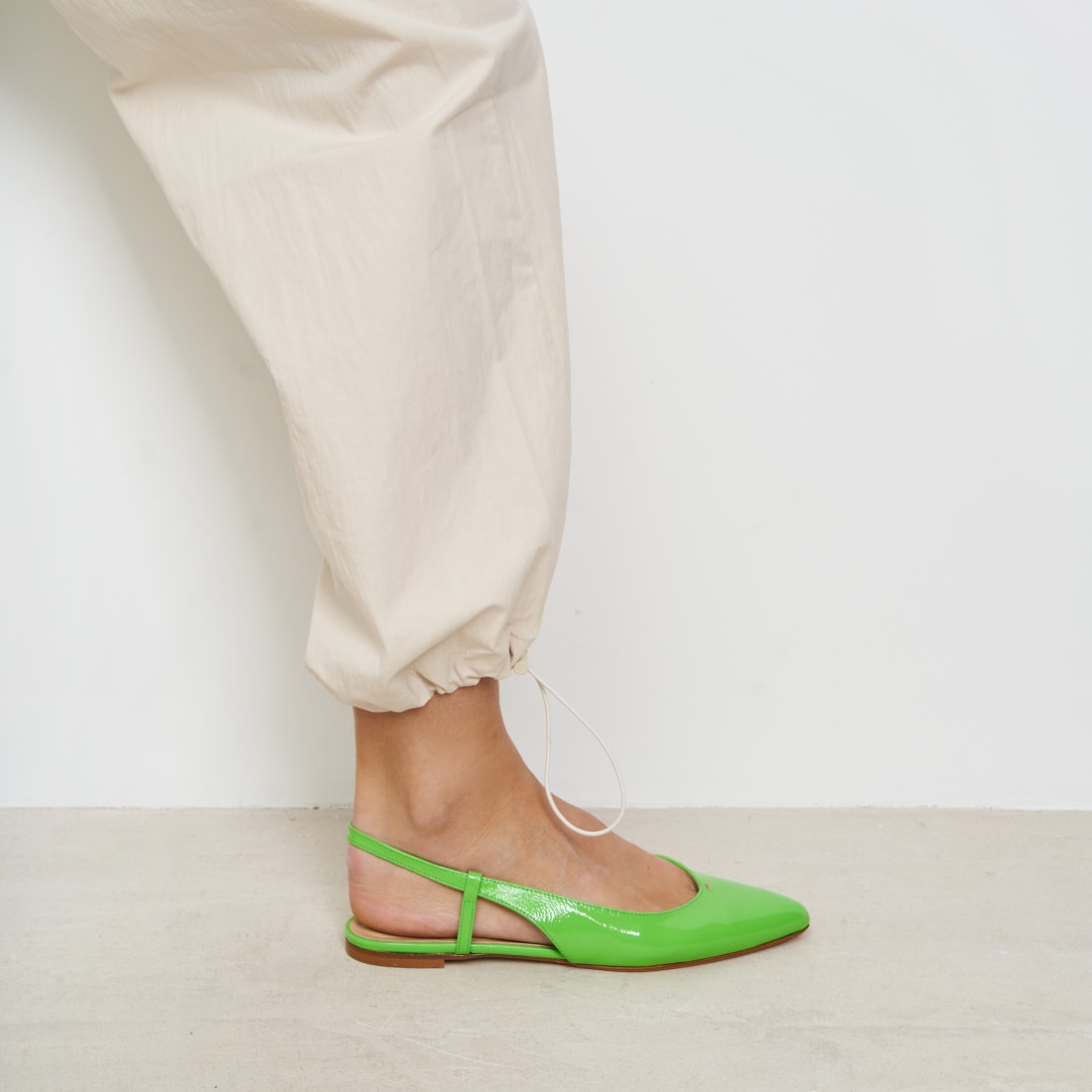 Ярко-зеленые кожаные балетки - Image 4 of 6