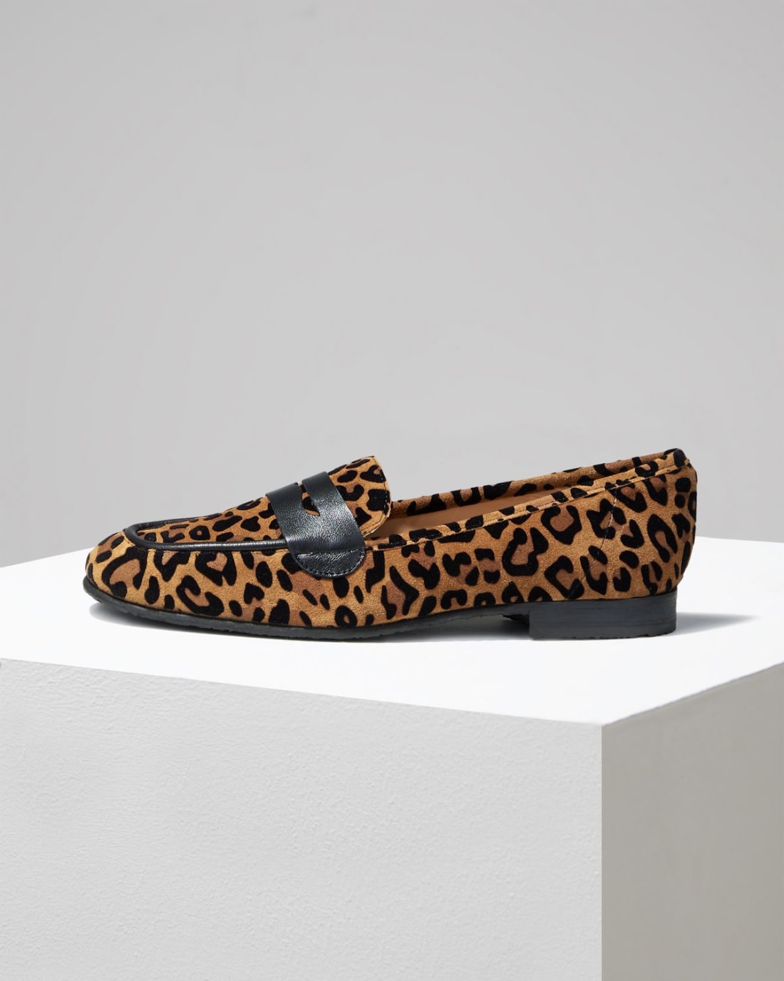 Леопардовые замшевые лоферы - Image 1 of 4