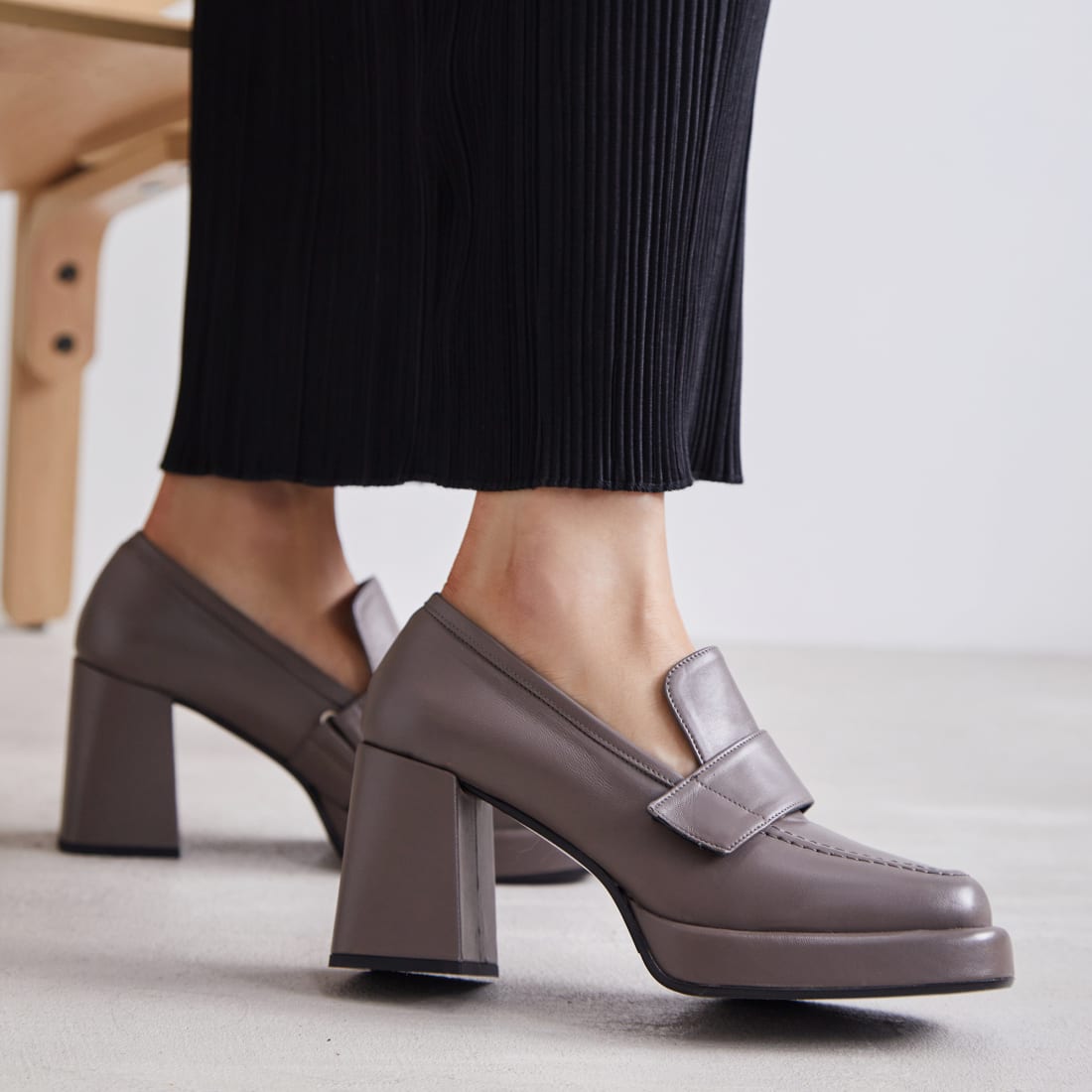 Серо-коричневые кожаные туфли - Image 5 of 5