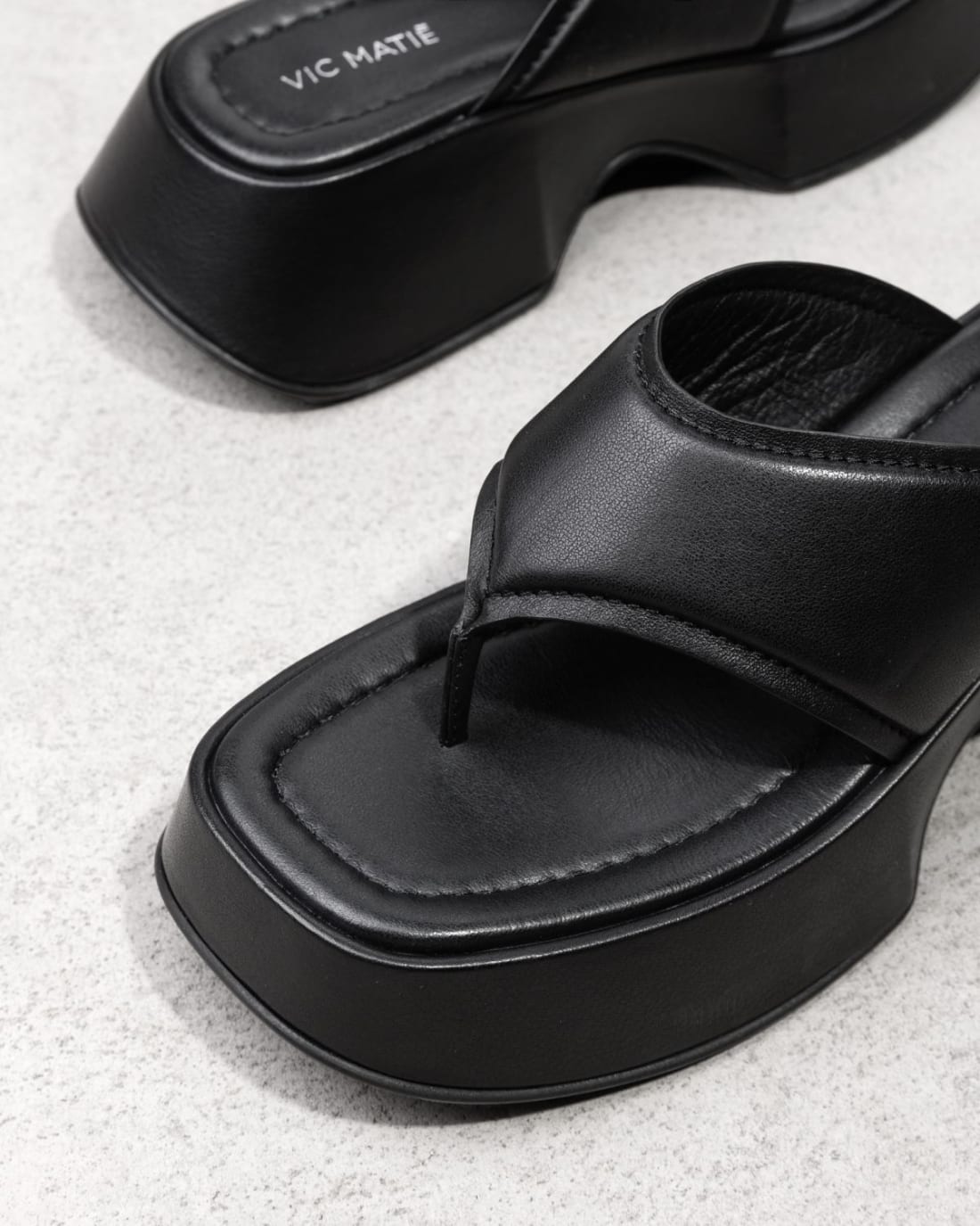 Черные кожаные шлепанцы - Image 4 of 6