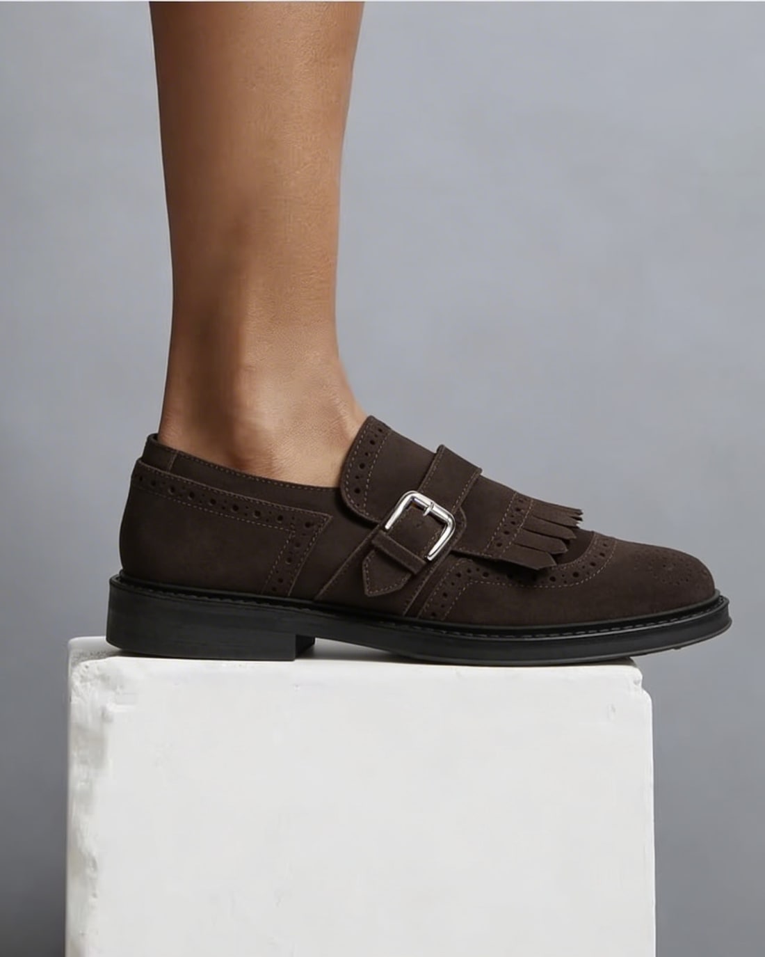 Темно-коричневые замшевые туфли с ремешками - Image 2 of 5