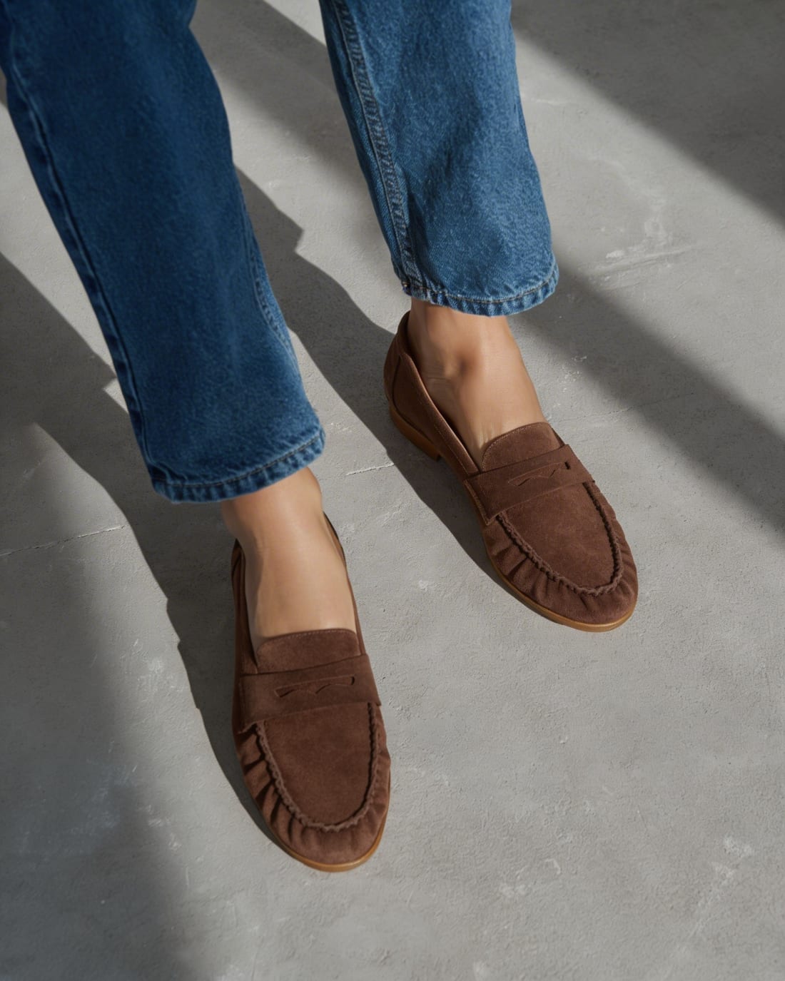 Коричневые замшевые лоферы  - Image 2 of 5