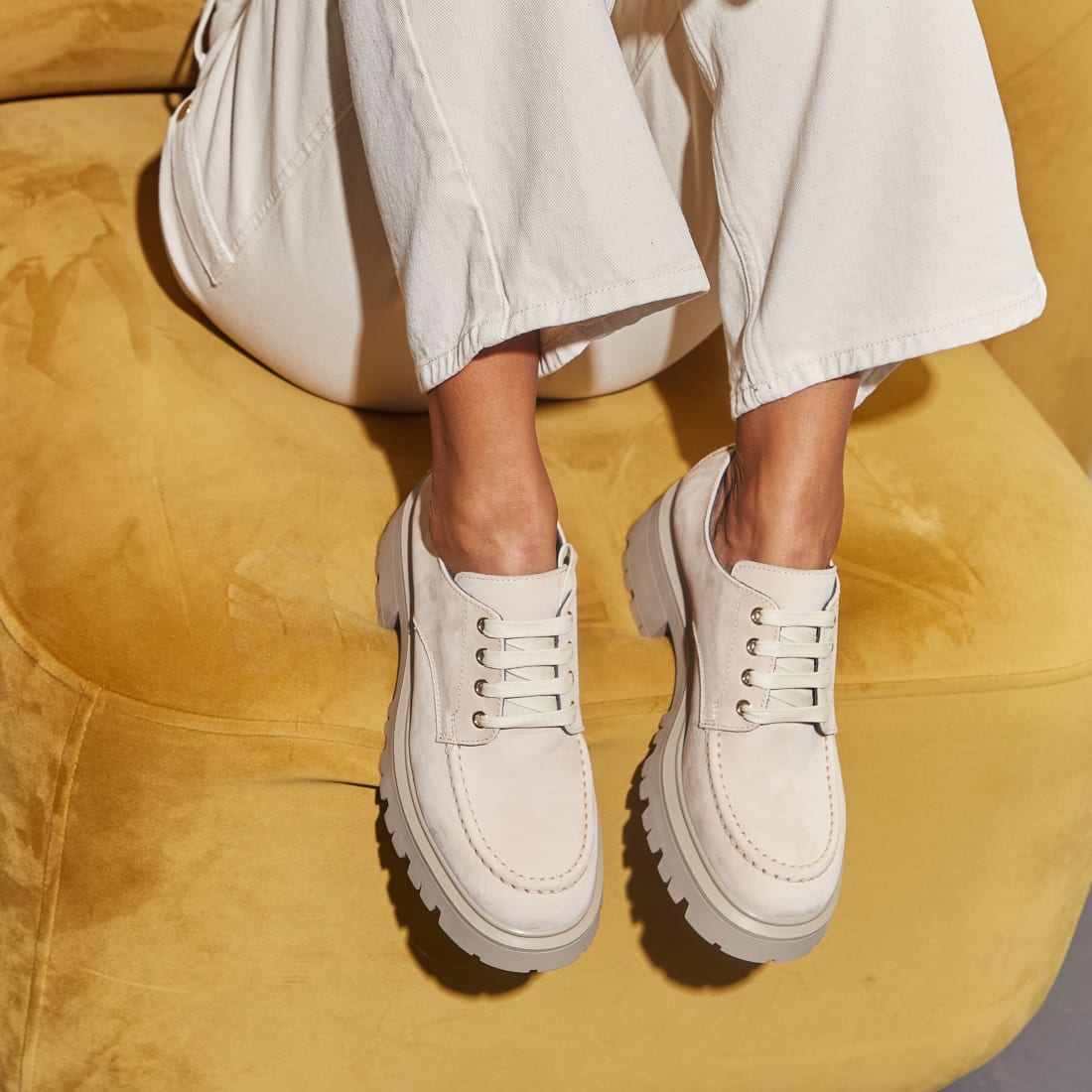 Бежевые замшевые полуботинки - Image 5 of 5