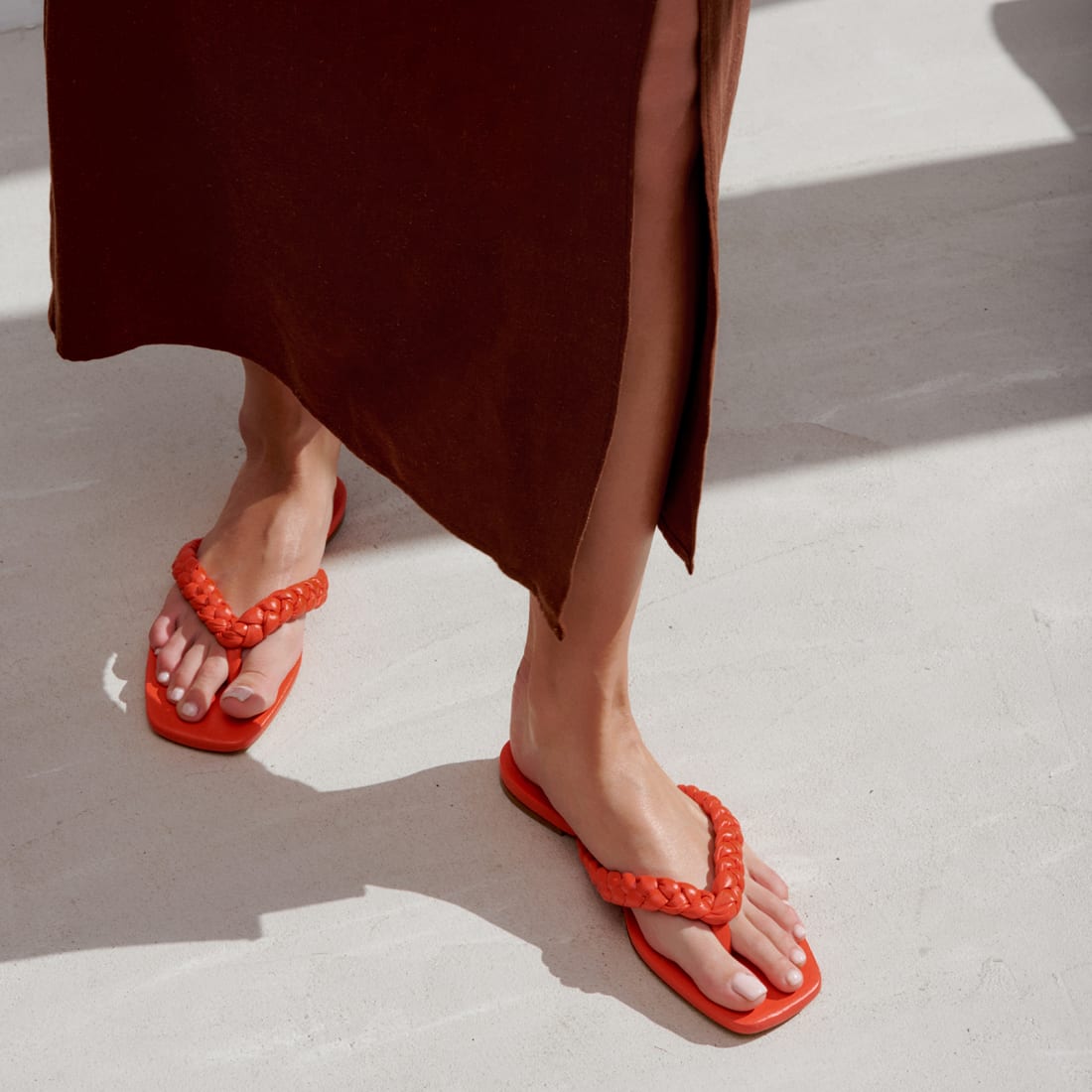 Коралловые кожаные шлепанцы - Image 5 of 5