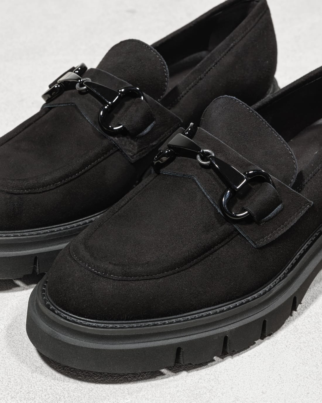 Чёрные замшевые лоферы - Image 2 of 6