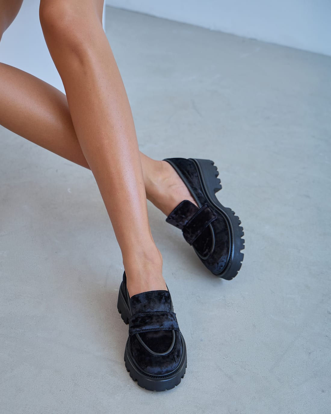 Черные лоферы из велюра - Image 7 of 7