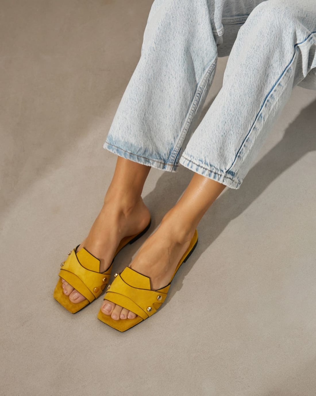 Желтые замшевые пантолеты - Image 7 of 7