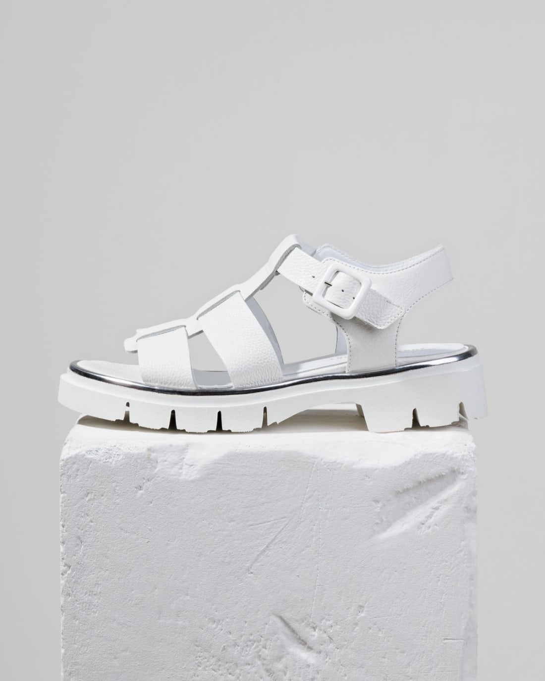 Белые кожаные сандалии - Image 1 of 6