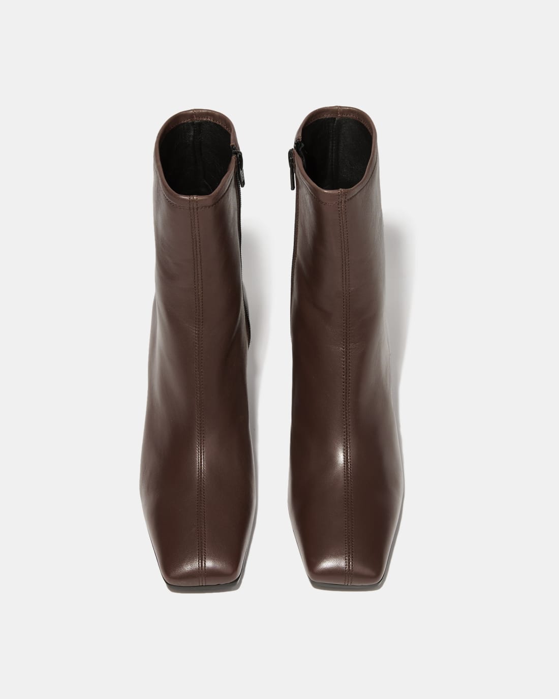 Коричневые кожаные ботинки с квадратным мысом