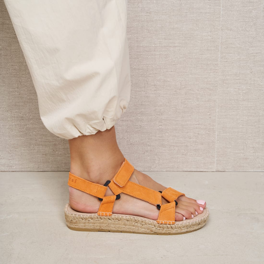 Оранжевые замшевые сандалии - Image 4 of 5