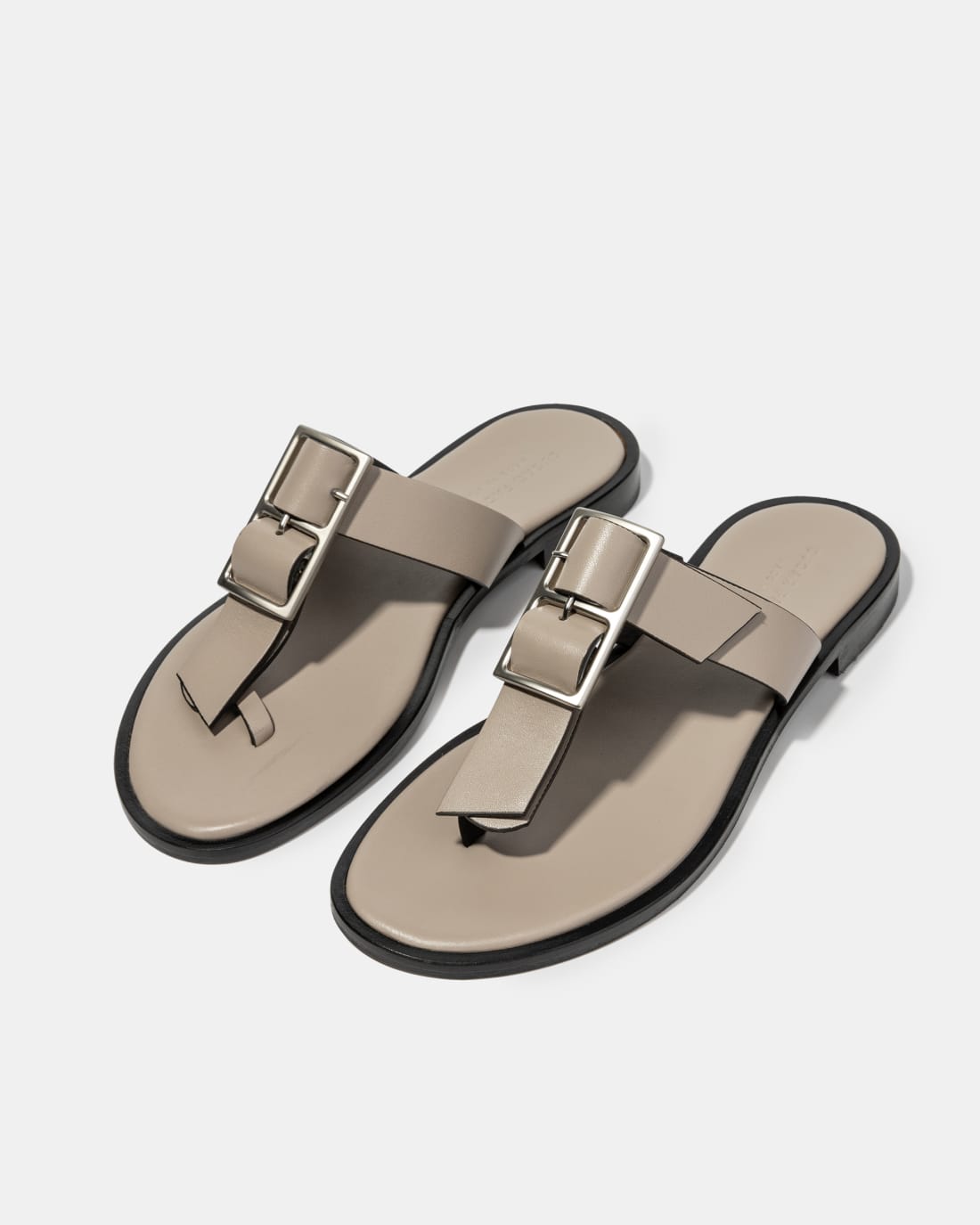 Бежевые шлепанцы из натуральной кожи - Image 2 of 4