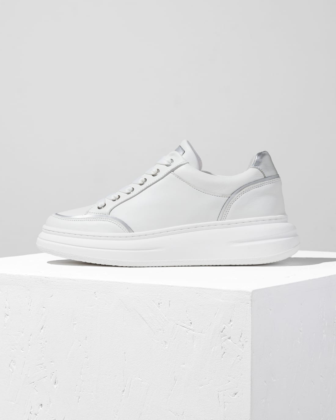 Белые кожаные кеды - Image 1 of 4