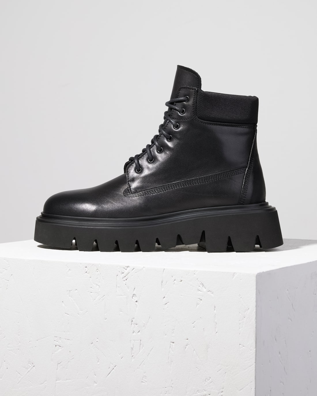 Черные ботинки из натуральной кожи - Image 1 of 7