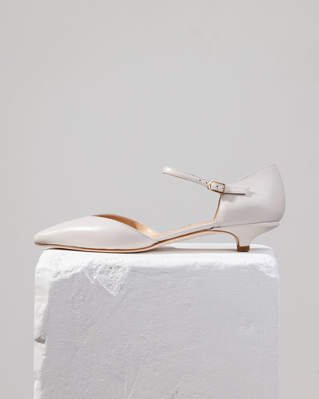 Белые кожаные туфли - Image 1 of 6