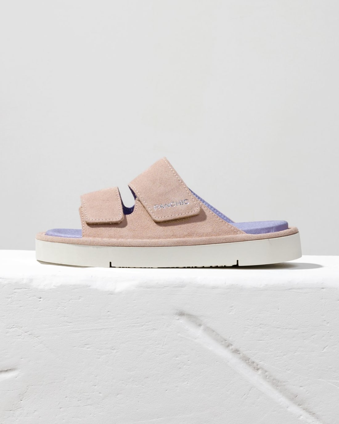 Светло-розовые замшевые шлепанцы - Main image