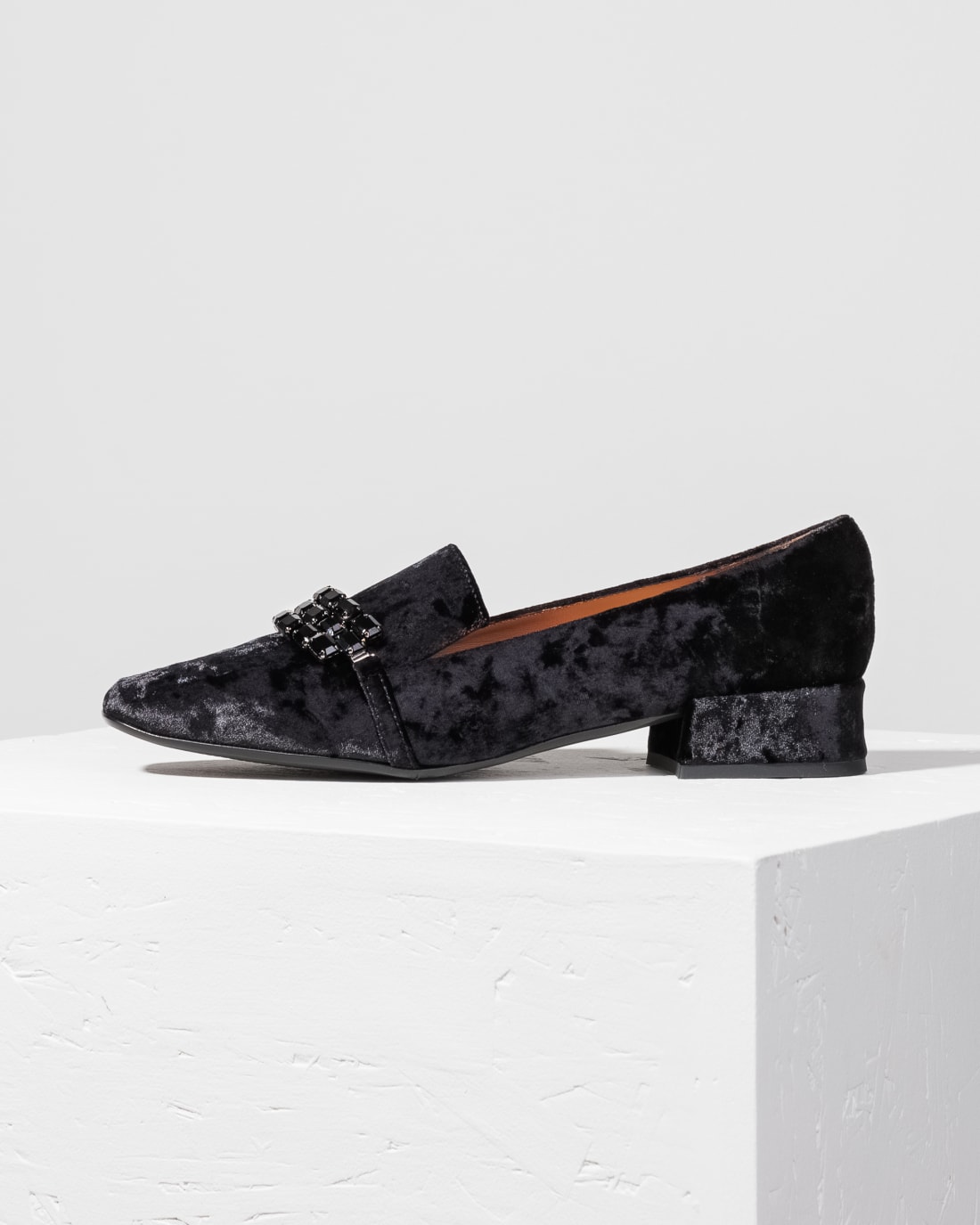 Черные туфли с декоративной пряжкой - Image 1 of 4