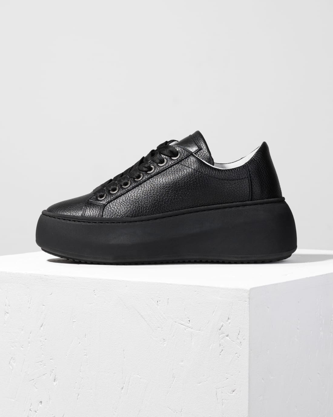 Черные кожаные кеды - Image 1 of 4