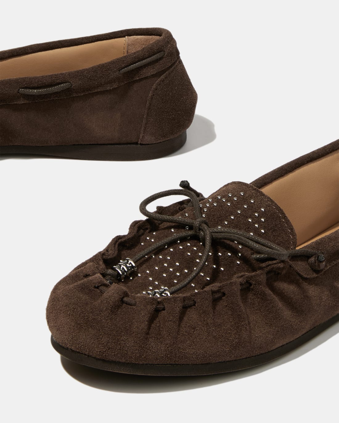 Темно-коричневые замшевые мокасины с бантиком