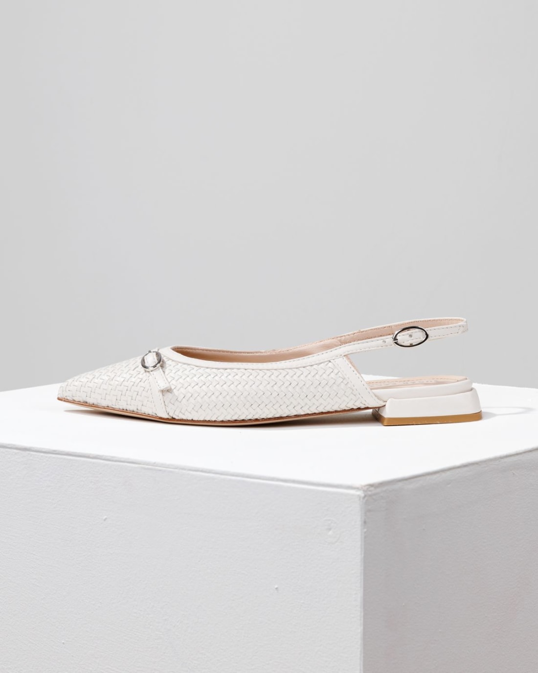 Белые кожаные туфли - Image 1 of 6