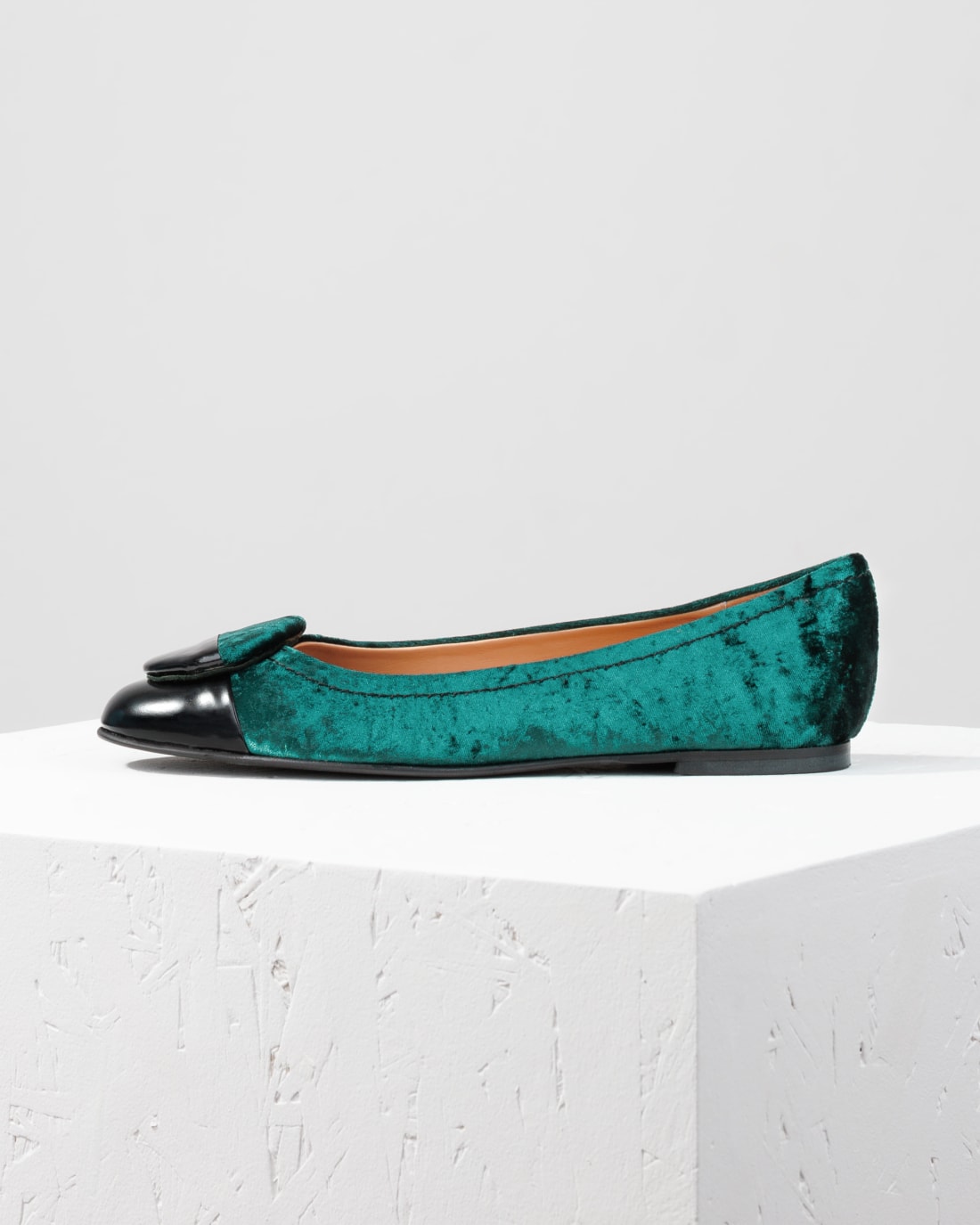 Зеленые балетки из велюра и кожи - Image 1 of 7