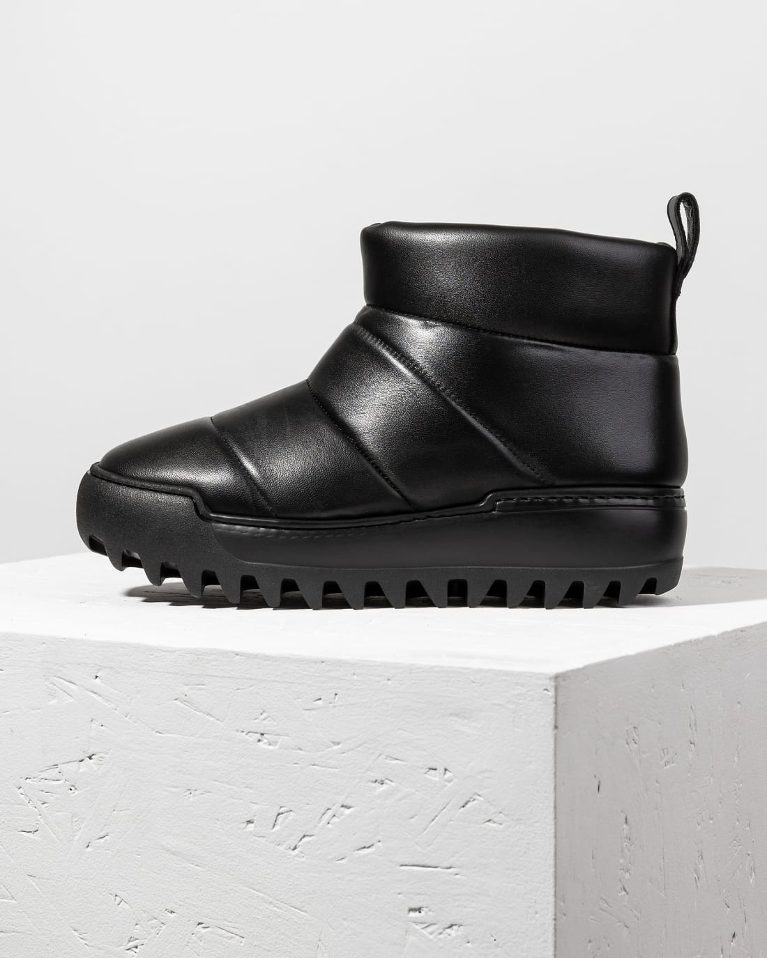 Черные кожаные зимние ботинки - Image 1 of 4