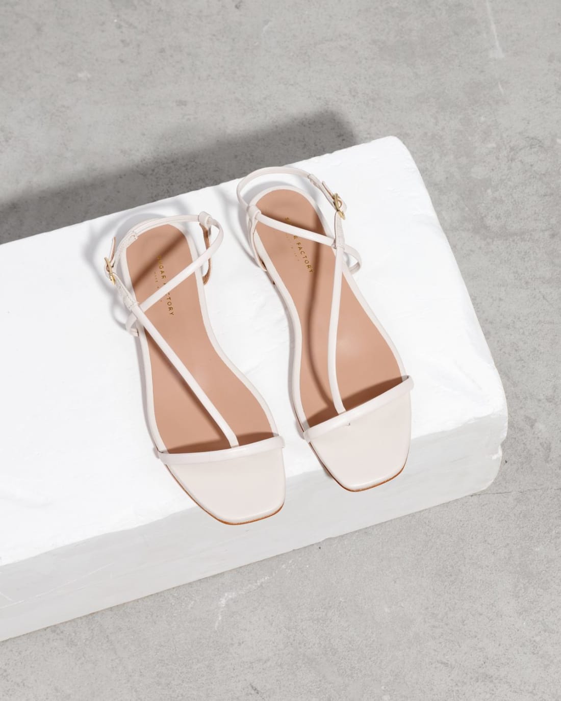 Белые кожаные босоножки - Image 2 of 4