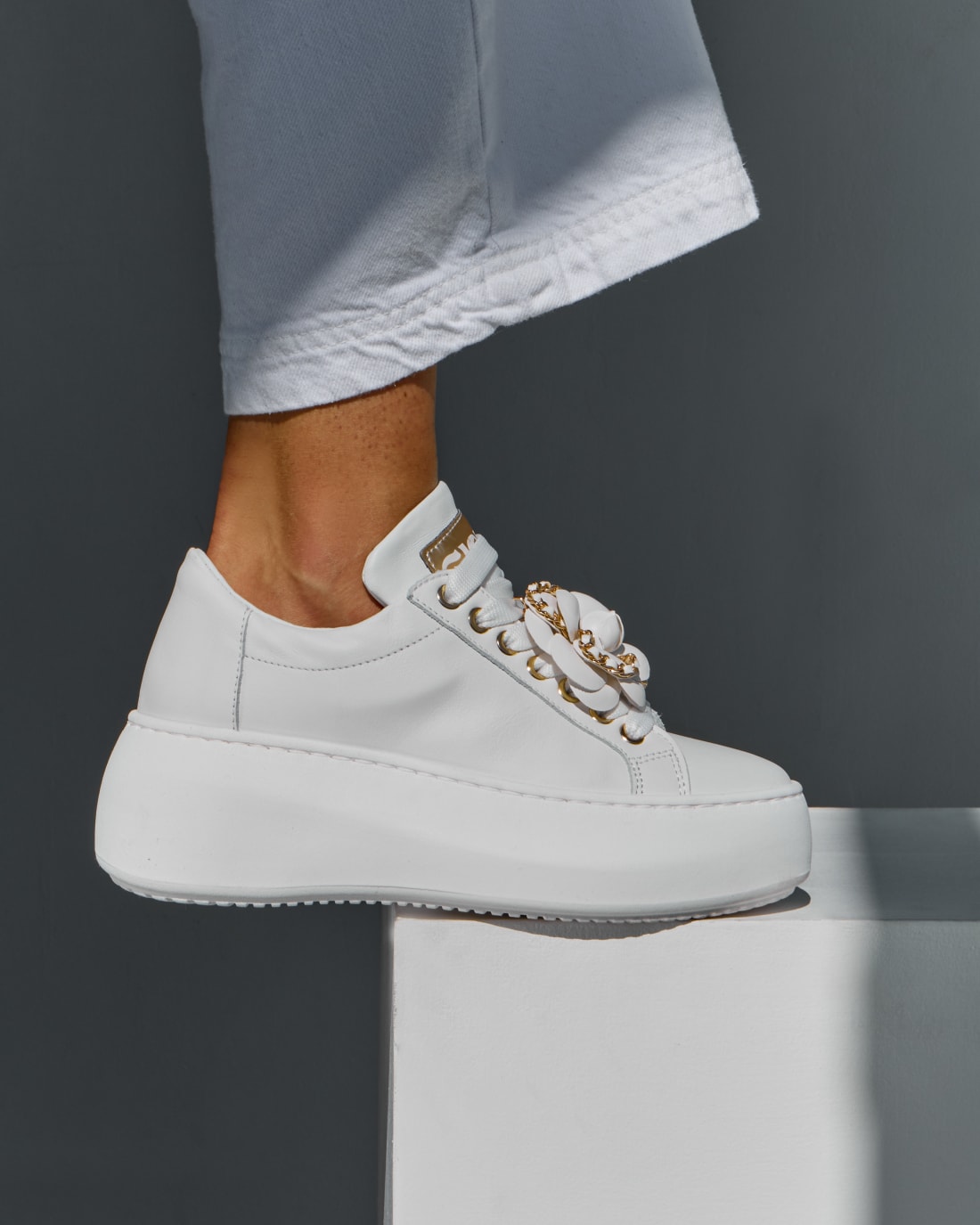 Белые кожаные кроссовки на платформе - Image 5 of 6