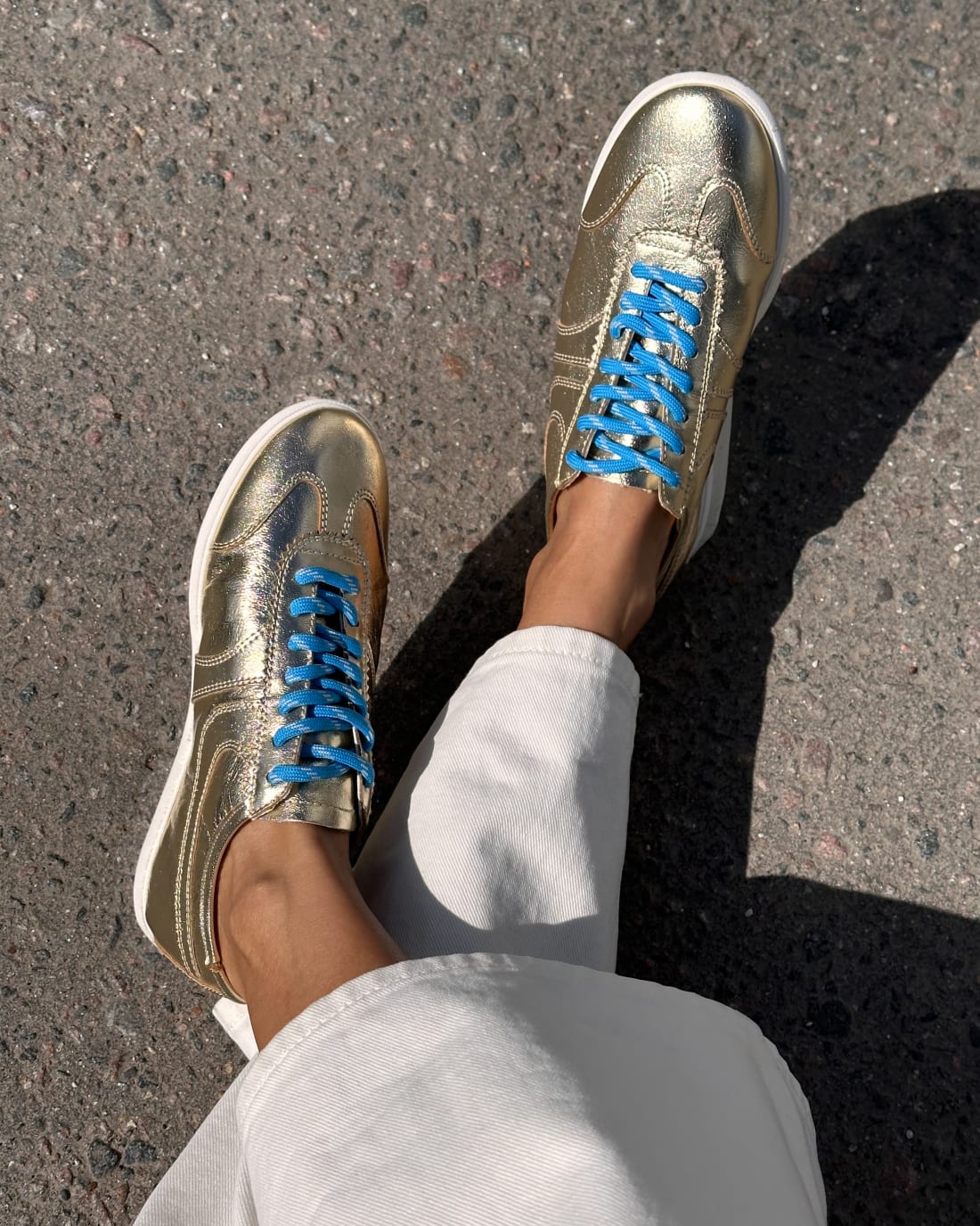 Золотистые кожаные кеды - Image 5 of 5