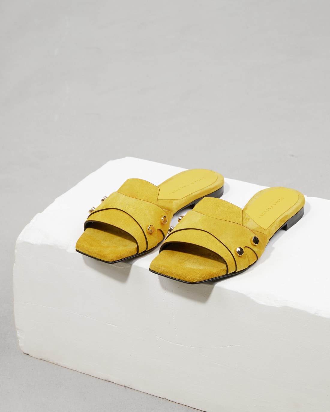 Желтые замшевые пантолеты - Image 3 of 7