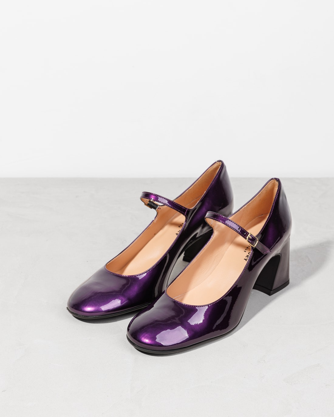 Фиолетовые лакированные туфли на каблуке - Image 2 of 7