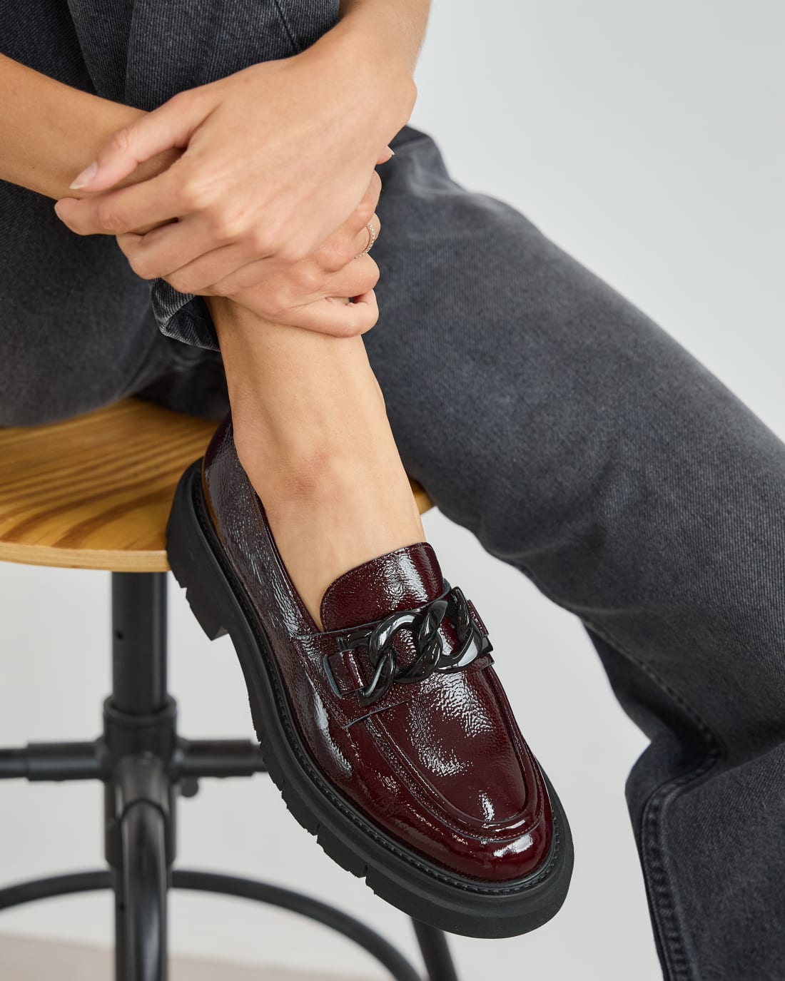 Бордовые лоферы из лакированной кожи - Image 5 of 6