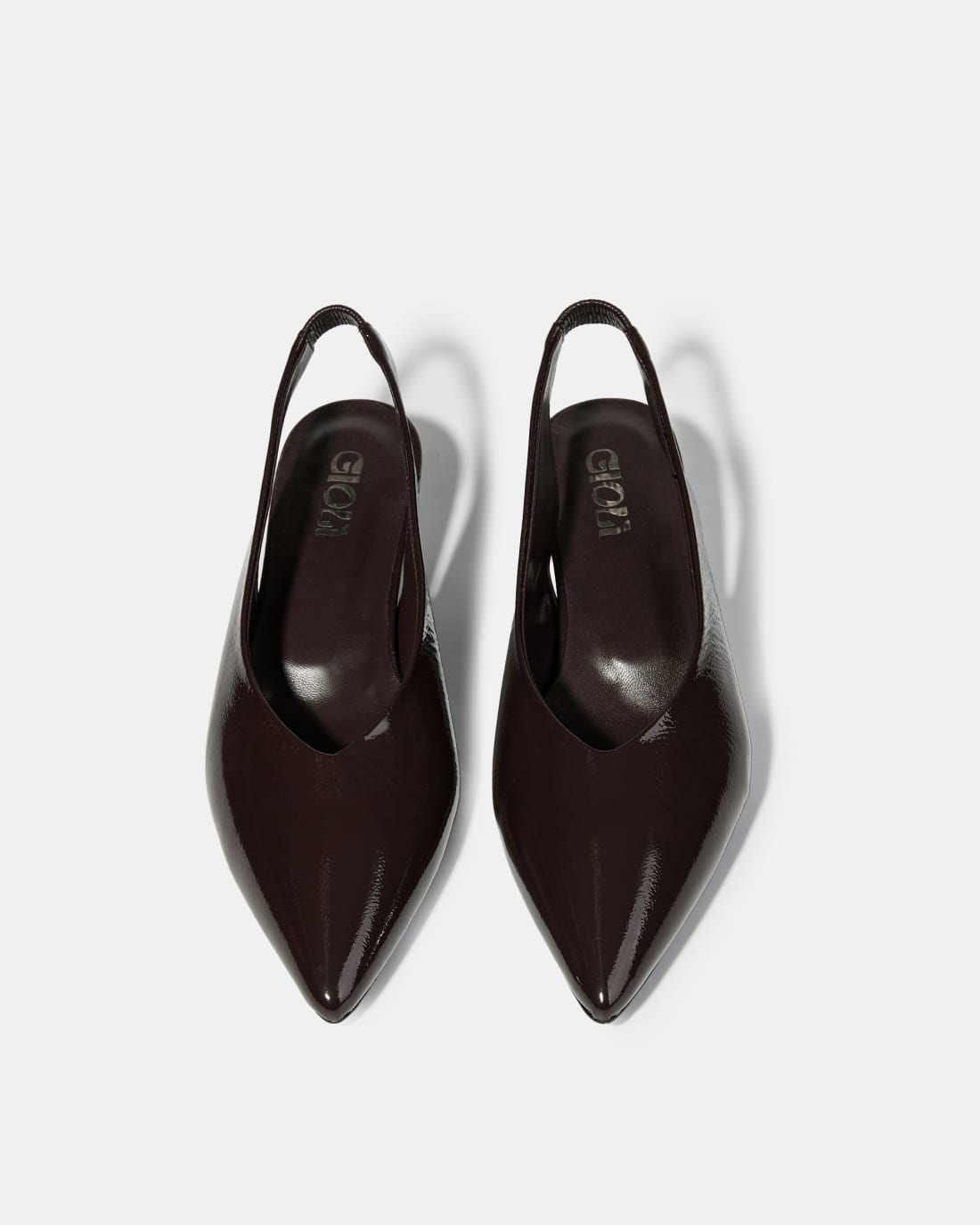 Кожаные туфли в темно-коричневом цвете