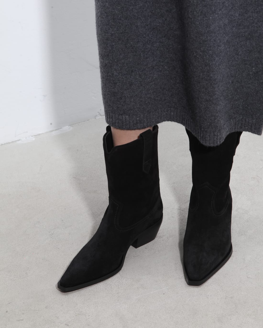 Черные замшевые ботильоны - Image 6 of 7
