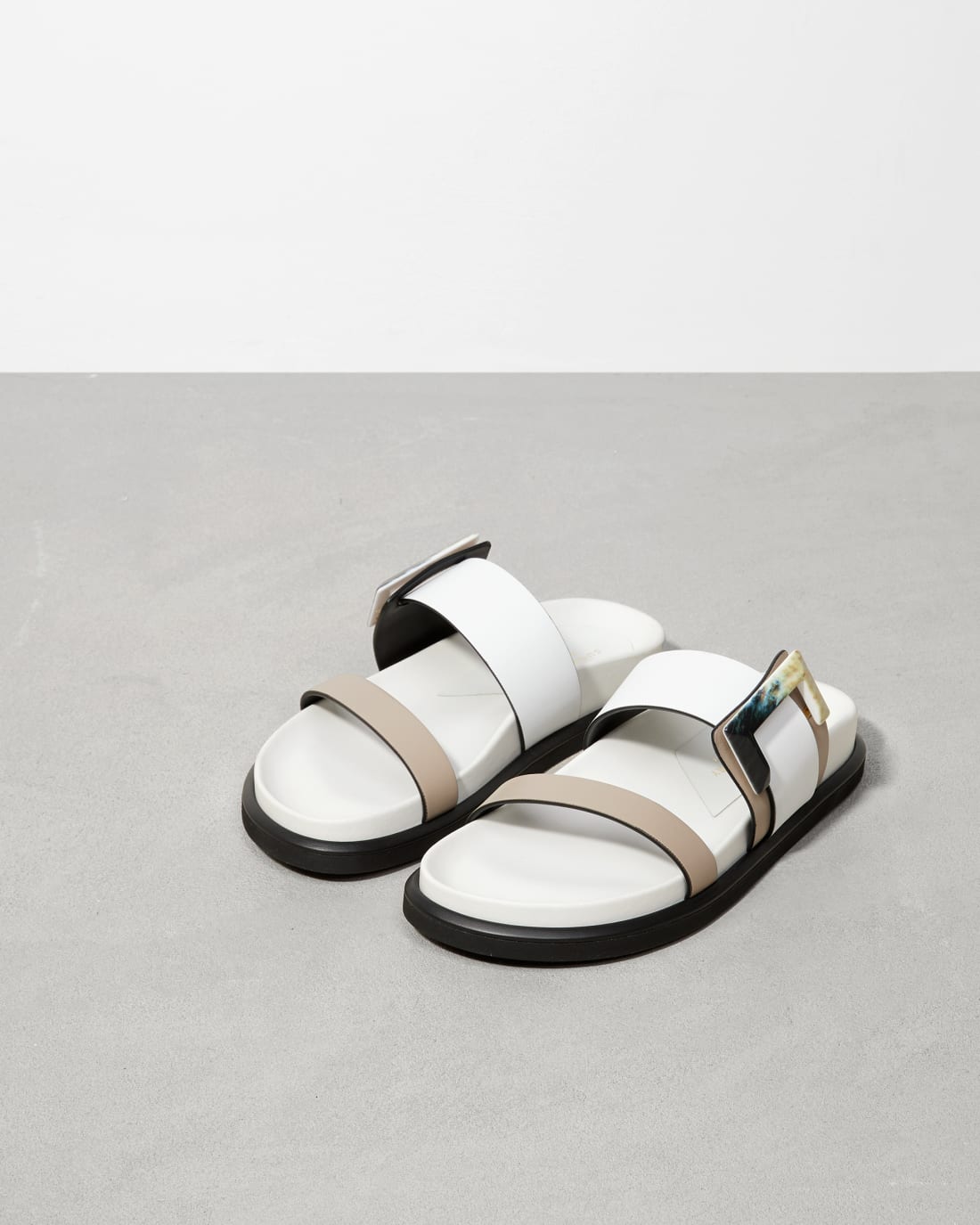 Белые кожаные шлепанцы - Image 3 of 7