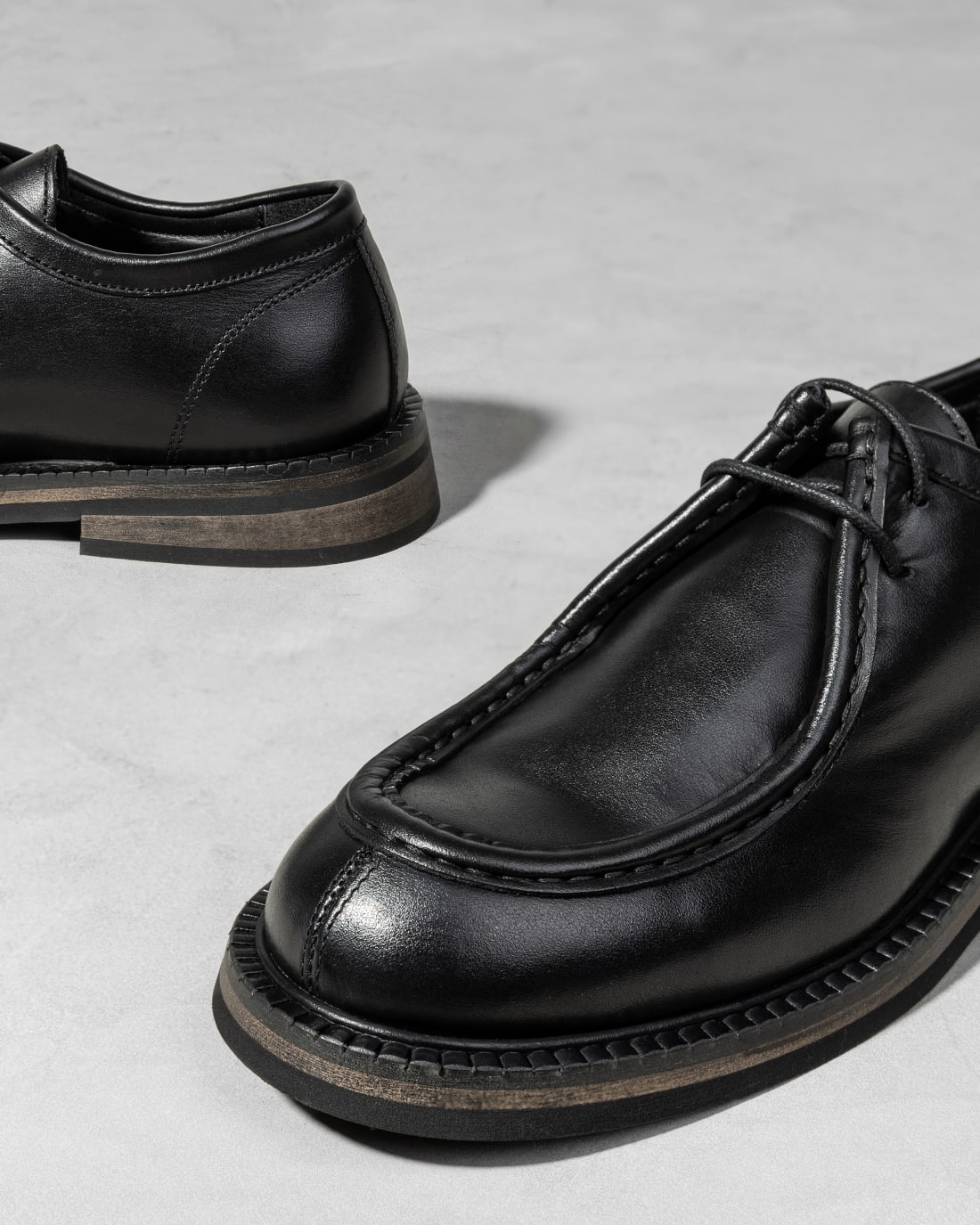 Черные кожаные полуботинки