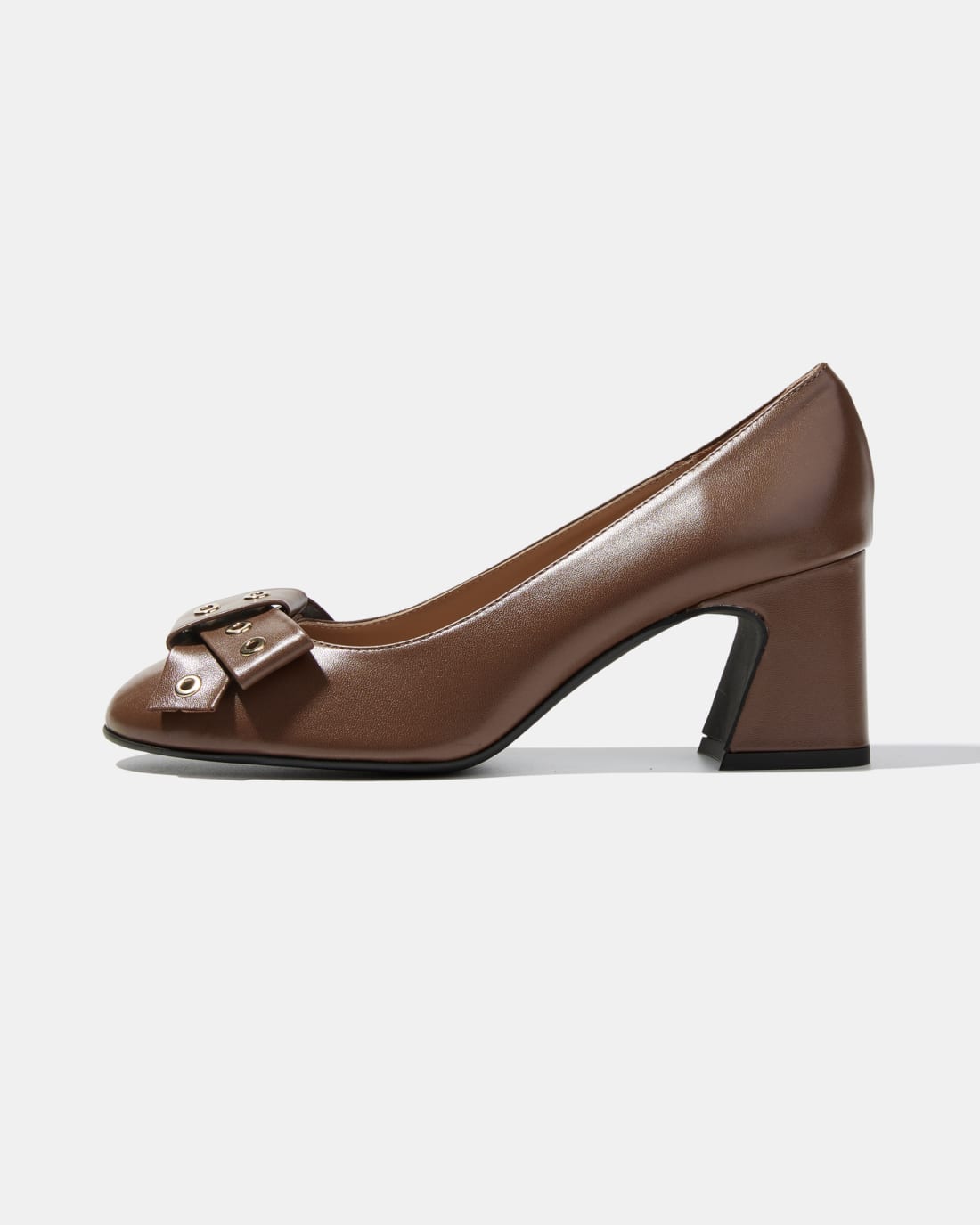 Коричневые туфли из натуральной кожи