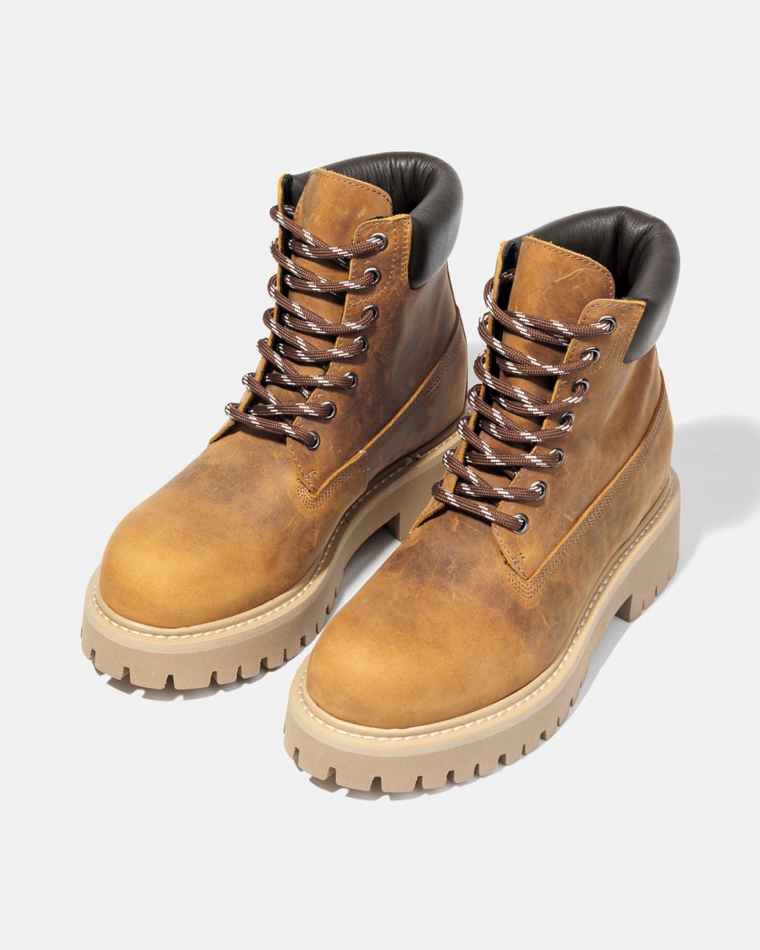 Коричневые кожаные ботинки с контрастными деталями - Image 2 of 5