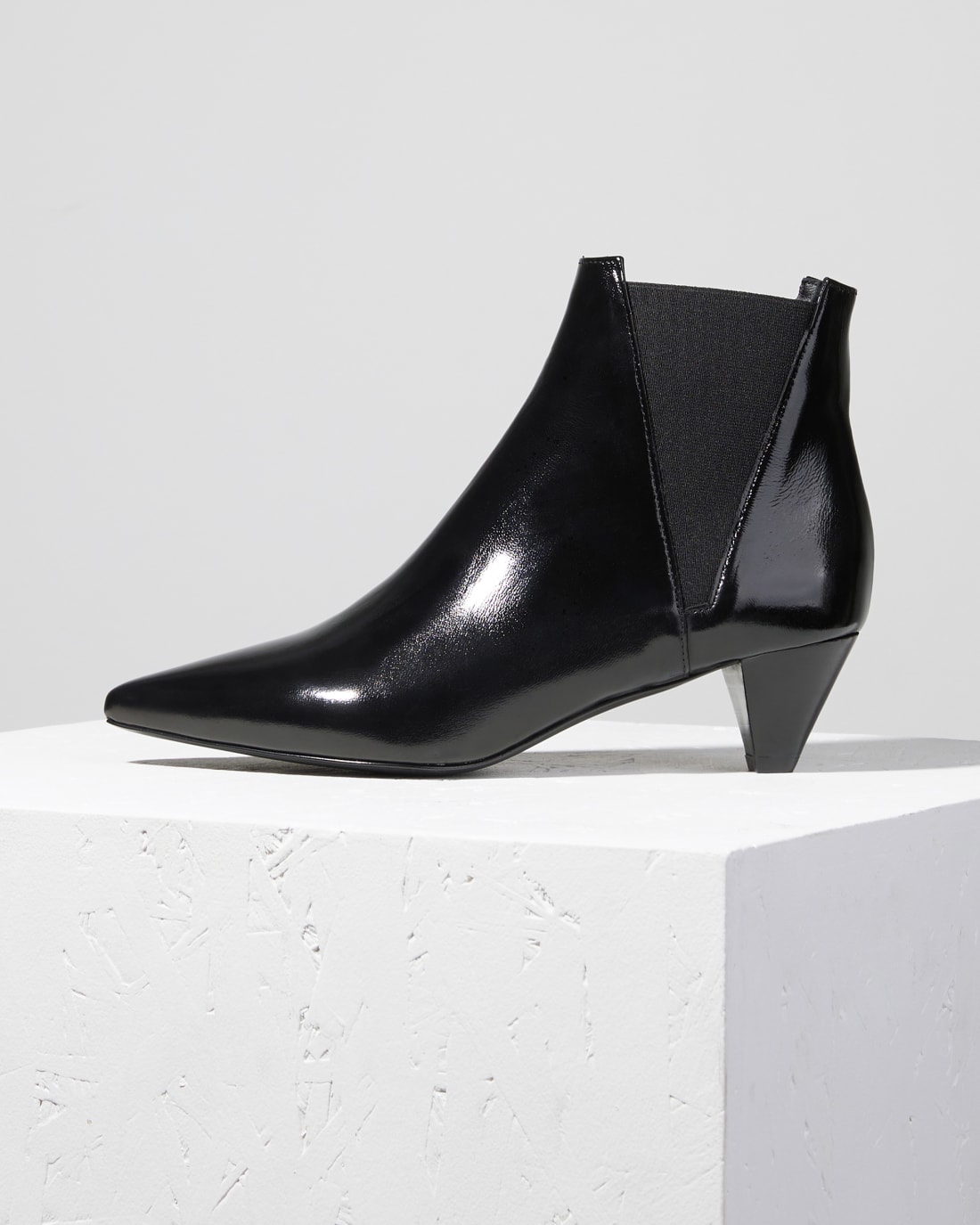 Черные лакированные ботильоны на каблуке - Image 1 of 4