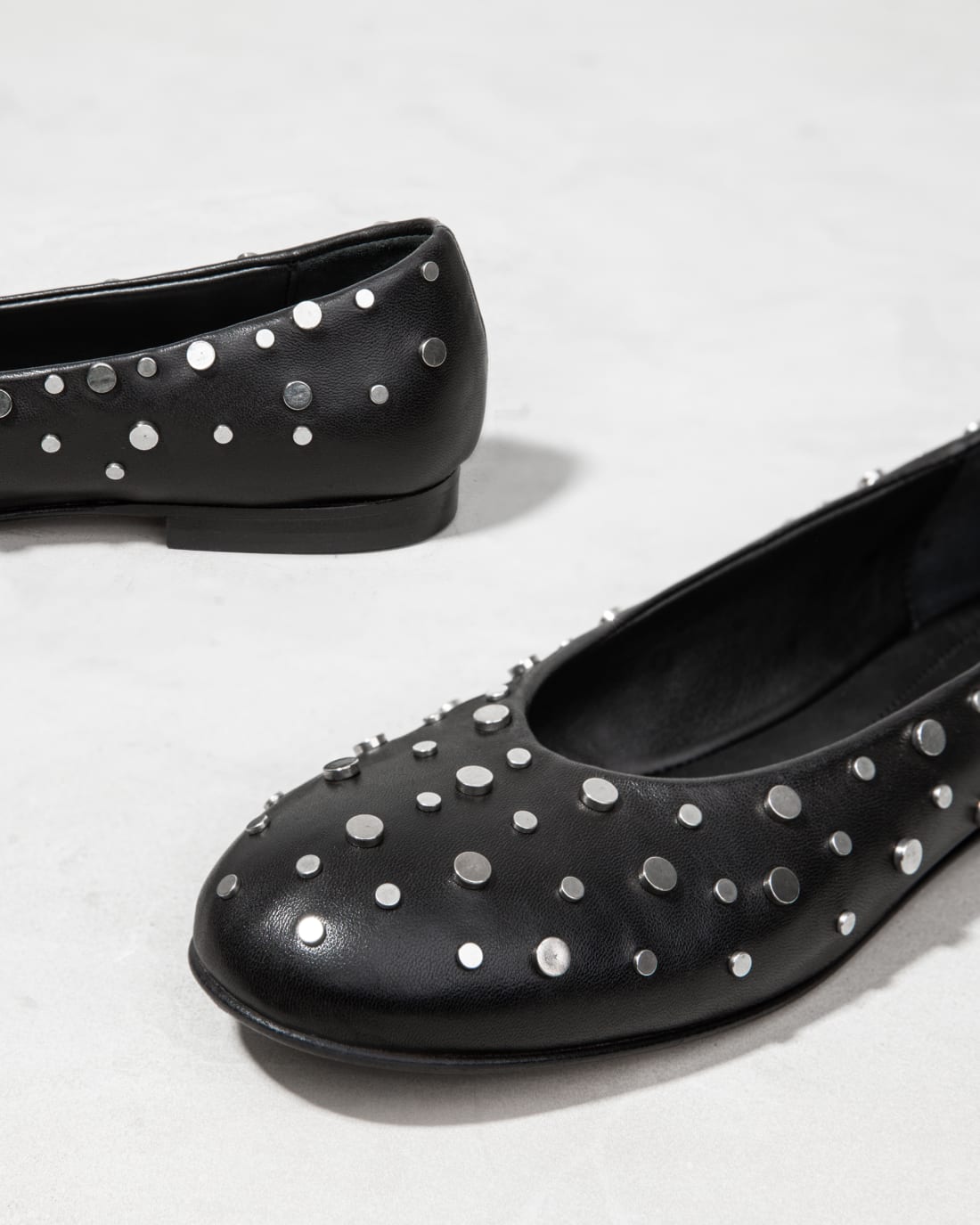 Черные кожаные балетки с заклепками - Image 4 of 6