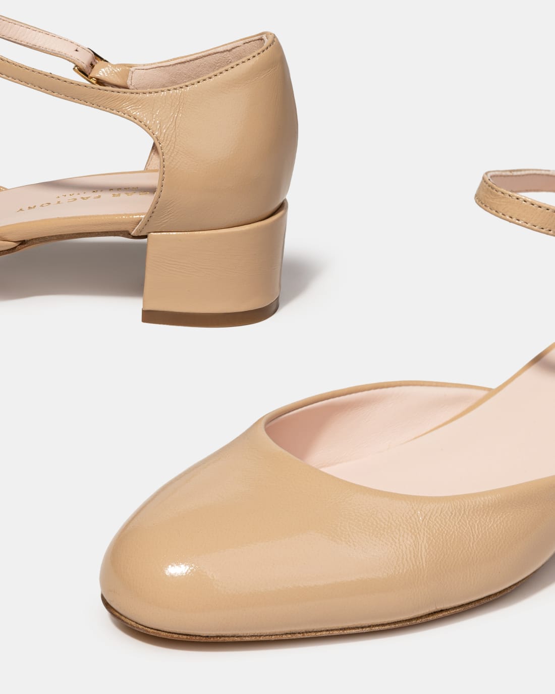 Бежевые лакированные туфли на каблуке - Image 5 of 5
