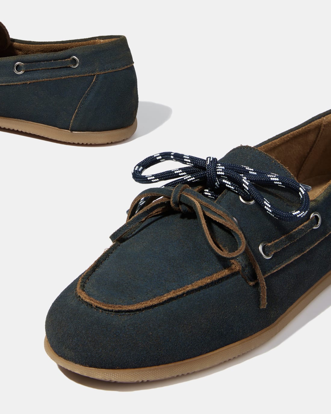 Темно-синие замшевые мокасины