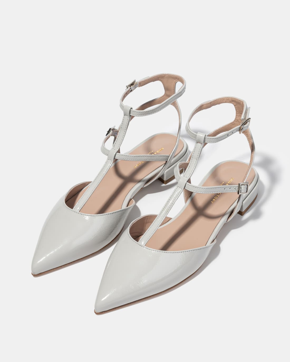 Серые лакированные туфли с ремешками - Image 2 of 5