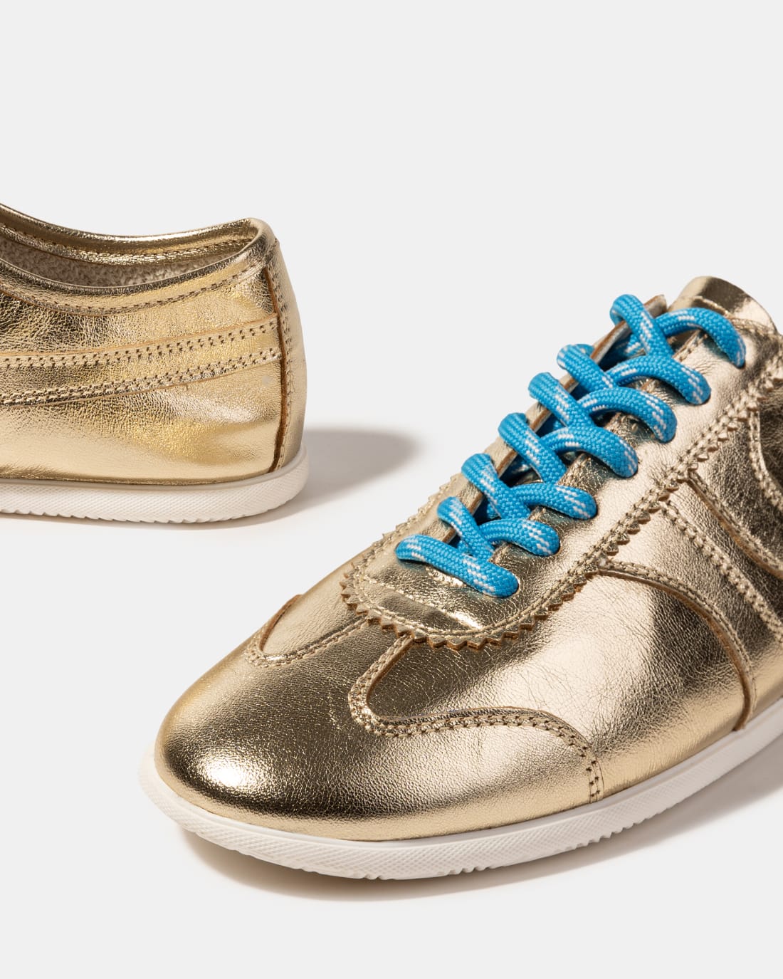 Золотистые кожаные кеды - Image 4 of 5