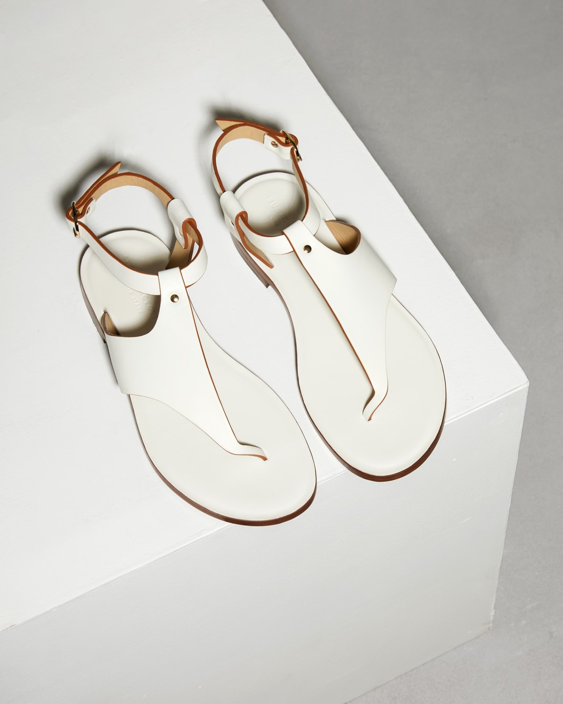 Белые кожаные босоножки - Image 2 of 5